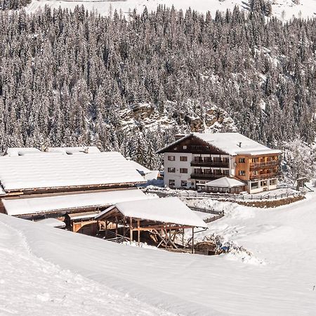 Hotel Ultnerhof St. Gertraud im Ultental Exterior foto