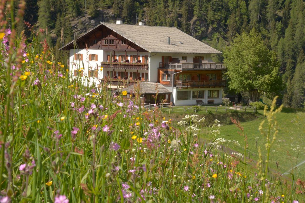 Hotel Ultnerhof St. Gertraud im Ultental Exterior foto