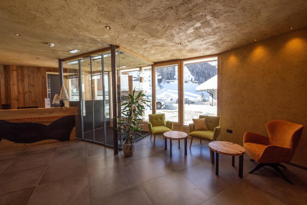 Hotel Ultnerhof St. Gertraud im Ultental Exterior foto